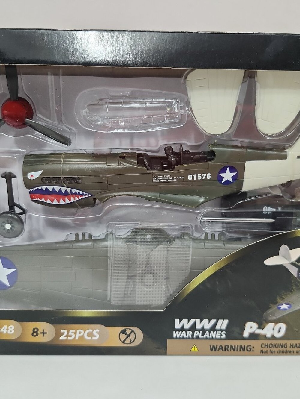P-40 WWII War Plane Model Kit 1:48 Scale 252 PCS World War 2 #874677, NEW, NIB